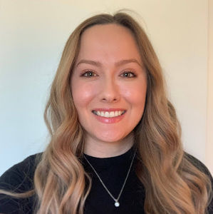 Meet your Posher, Danae